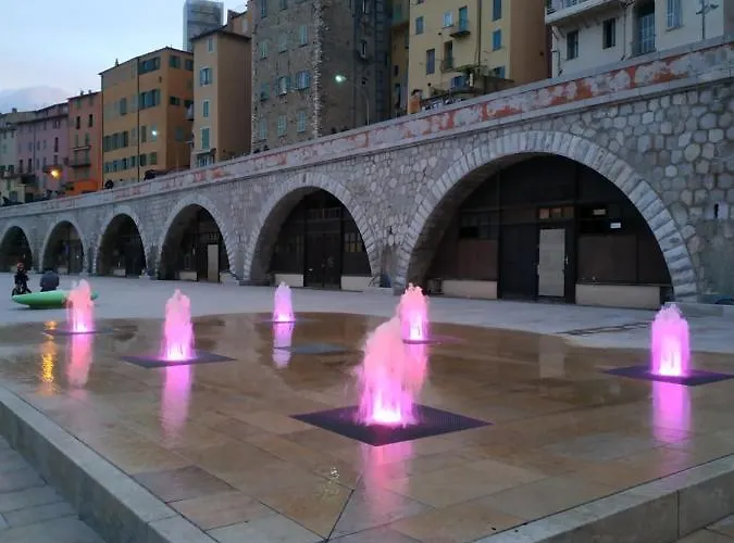 Joli Vue Mer, Vieille