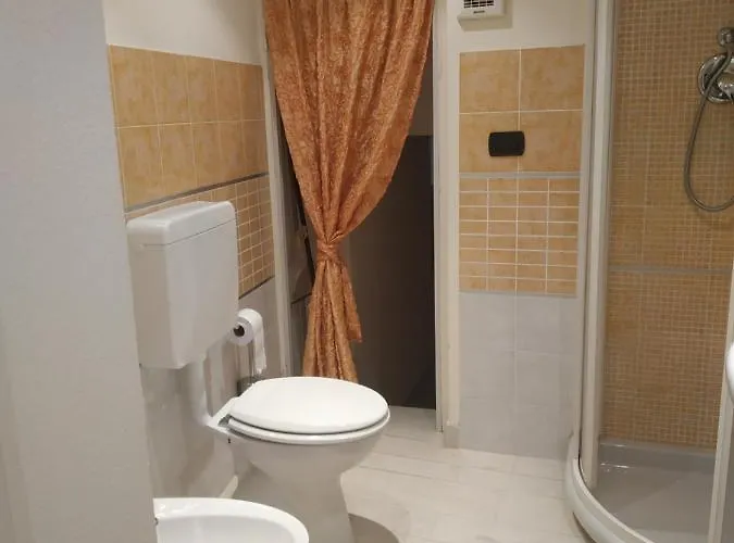 Joli Vue Mer, Vieille * Ментона